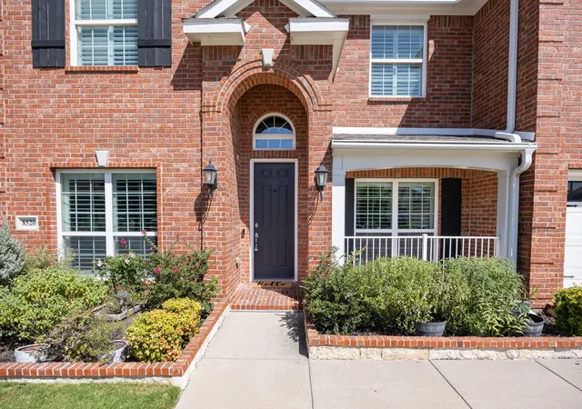 2nd image of 8520 Pinewood Dr, Fort Worth, TX 76123 | MLS# 21350779