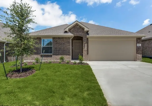 Photo 1 of Single family home for sale at 8433 High Garden St, Fort Worth, TX 76123 | MLS# 21350820 | Listing updated on 2026-08-05