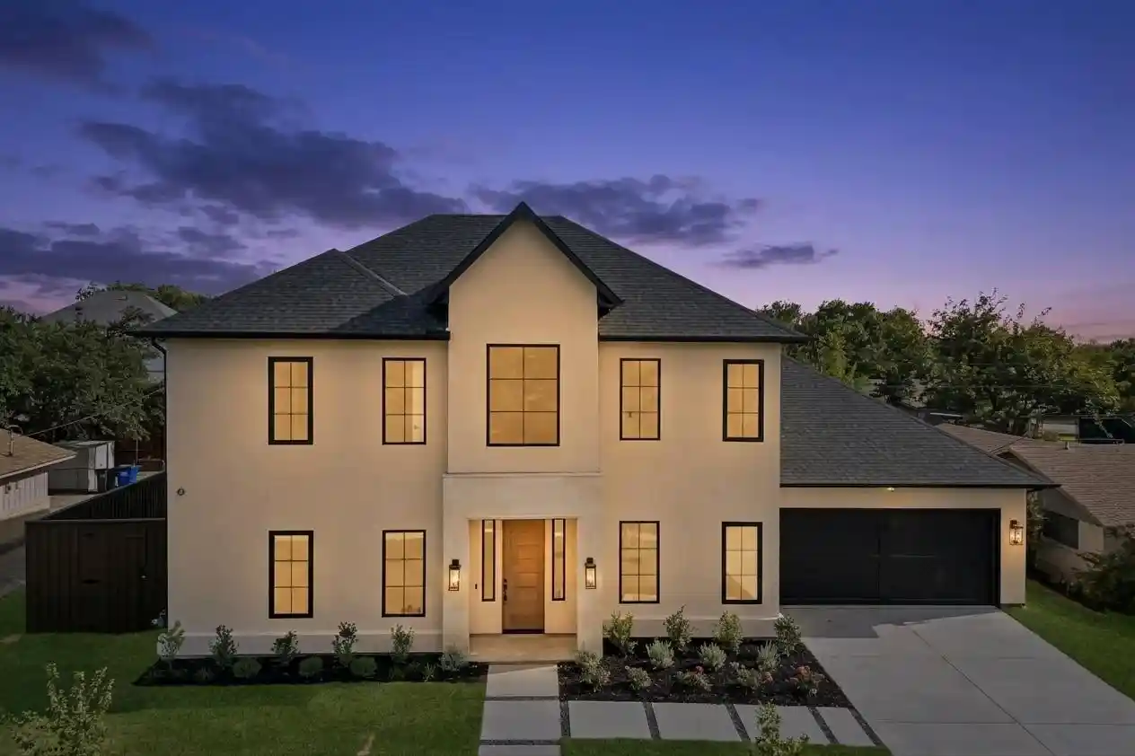 Single family home for sale at 14421 Southern Pines Ct, Dallas, TX 75234 | MLS# 21350370