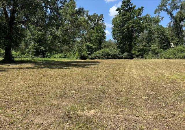 Photo 3 of Land for sale at 623 Lincoln St, Benton, LA 71006 | MLS# 21350849 | Listing updated on 2026-09-07
