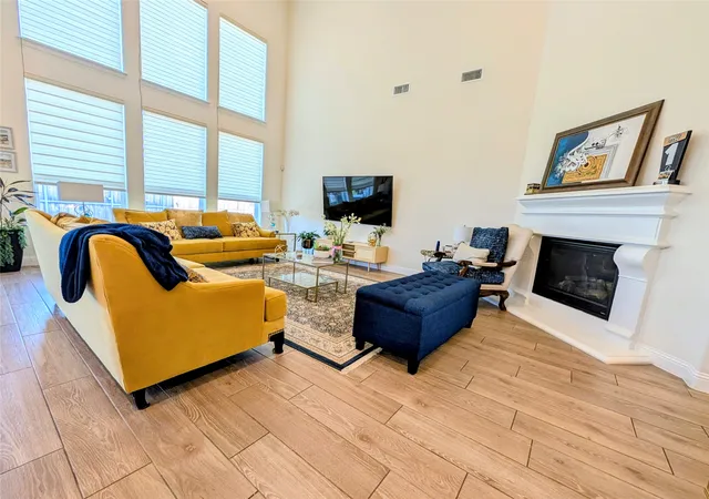 Photo 3 of Single family home for sale at 1414 Adriane Ave, Allen, TX 75013 | MLS# 21350071 | Listing updated on 2026-09-26