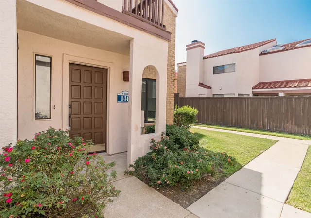 Photo 3 of Sale Pending at 525 Ranch Trl #146, Irving, TX 75063 | MLS# 21348531 | Listing updated on 2026-08-20
