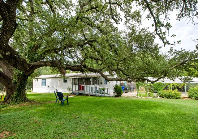 Photo 2 of Manufactured home for sale at 531 River Park Rd, Mc Gregor, TX 76657 | MLS# 21350938 | Listing updated on 2026-08-22