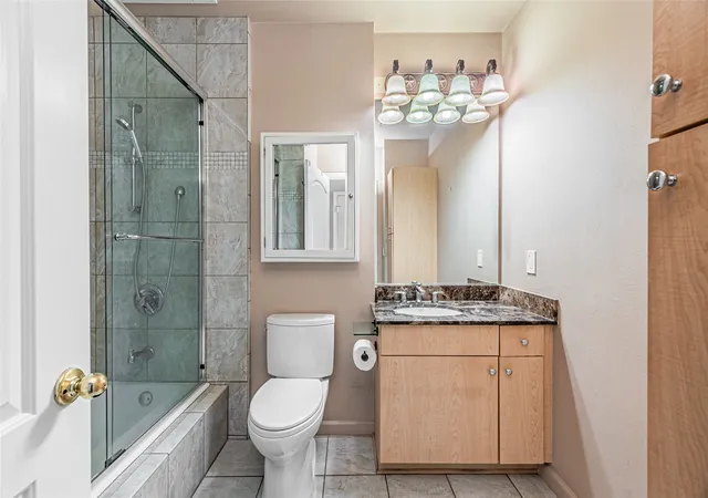 Photo 3 of Sale Pending at 3225 Turtle Creek Blvd #1040, Dallas, TX 75219 | MLS# 21341661 | Listing updated on 2026-08-25