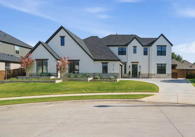 Photo 1 of Single family home for sale at 9128 Conejo Ct, North Richland Hills, TX 76182 | MLS# 21350892 | Listing updated on 2026-08-12