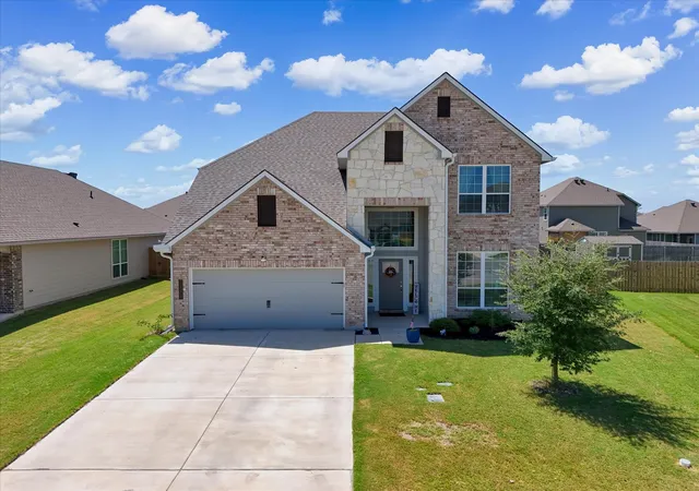 Photo 1 of Single family home for sale at 11324 Pallasite Cir, Lorena, TX 76655 | MLS# 21350797 | Listing updated on 2026-08-30