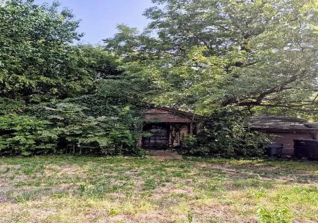 Photo 3 of Single family home for sale at 3634 Durango Dr, Dallas, TX 75220 | MLS# 21350973 | Listing updated on 2026-08-05