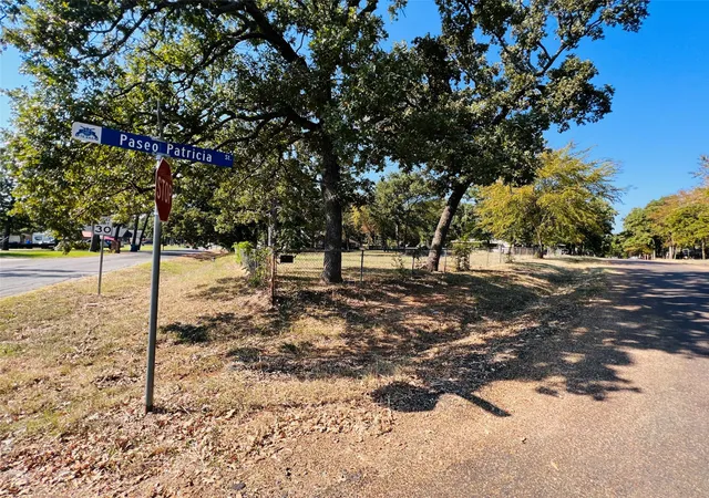 Photo 1 of Land for sale at 123 Paseo Patricia St, Gun Barrel City, TX 75156 | MLS# 21350788 | Listing updated on 2026-08-05