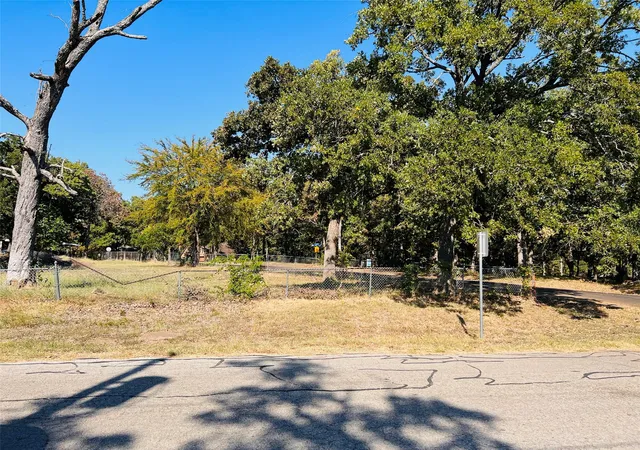 Photo 2 of Land for sale at 123 Paseo Patricia St, Gun Barrel City, TX 75156 | MLS# 21350788 | Listing updated on 2026-08-05