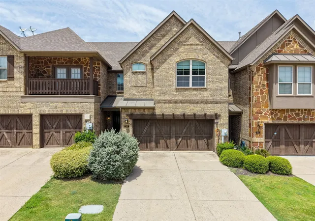 Photo 3 of Townhouse for sale at 397 Hamilton St, Lewisville, TX 75067 | MLS# 21343645 | Listing updated on 2026-10-07