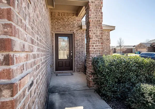 Photo 3 of Single family home for sale at 8800 Deadwood Ln, Aubrey, TX 76227 | MLS# 21349160 | Listing updated on 2026-08-24