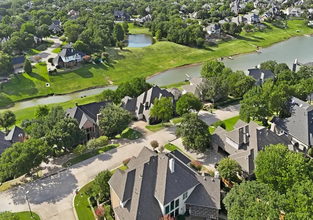 Photo 3 of Sale Pending at 2801 Timber Crest Ln, Lewisville, TX 75077 | MLS# 21349799 | Listing updated on 2026-08-29
