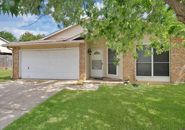 Photo 2 of Single family home for sale at 7729 Portman Ave, Fort Worth, TX 76112 | MLS# 21332227 | Listing updated on 2026-08-05