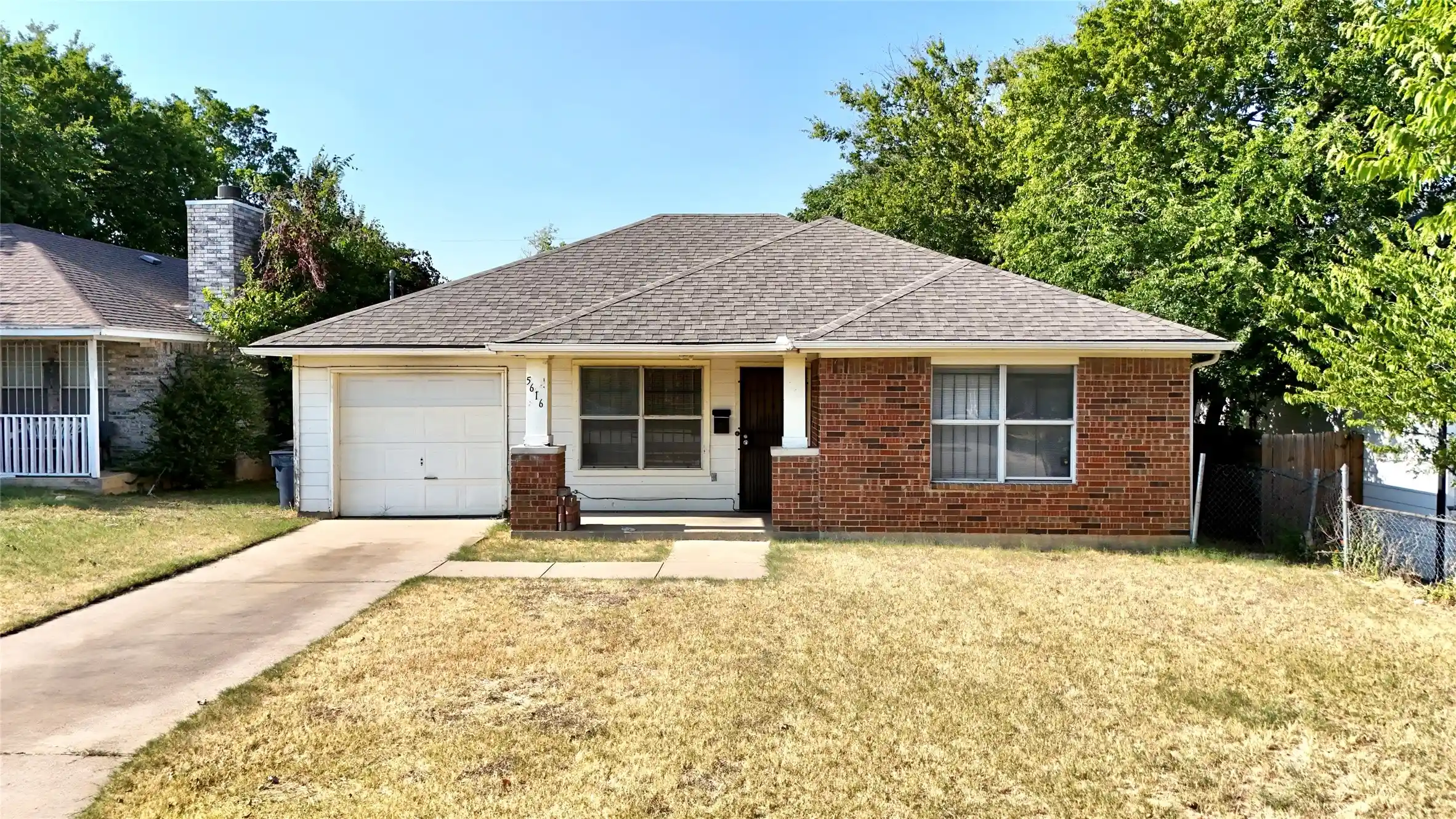 Photo 1 of Single family home for sale at 5616 Donnelly Ave, Fort Worth, TX 76107 | MLS# 21350272 | Listing updated on 2026-10-08