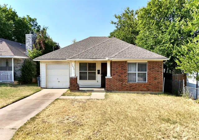 1st image of 5616 Donnelly Ave, Fort Worth, TX 76107 | MLS# 21350272