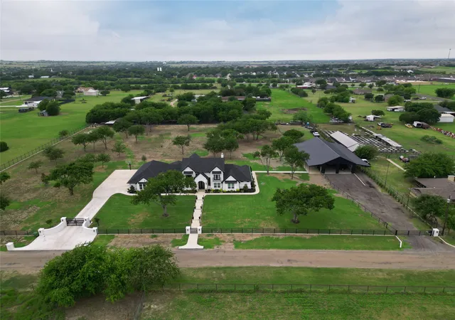 Photo 3 of Mansion for sale at 200 Corral Rd, Godley, TX 76044 | MLS# 21347600 | Listing updated on 2026-08-09