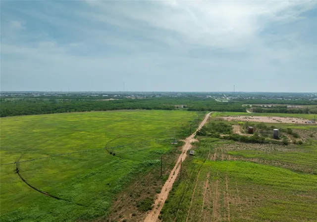 Photo 3 of House for sale at 244 S County Road 221, Snyder, TX 79549 | MLS# 21351061 | Listing updated on 2026-09-02