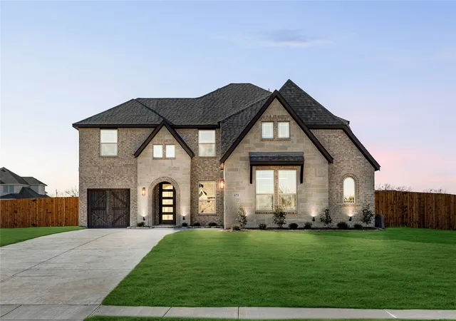 Photo 2 of Single family home for sale at 673 Serenity Ln, Red Oak, TX 75154 | MLS# 21351099 | Listing updated on 2026-10-07