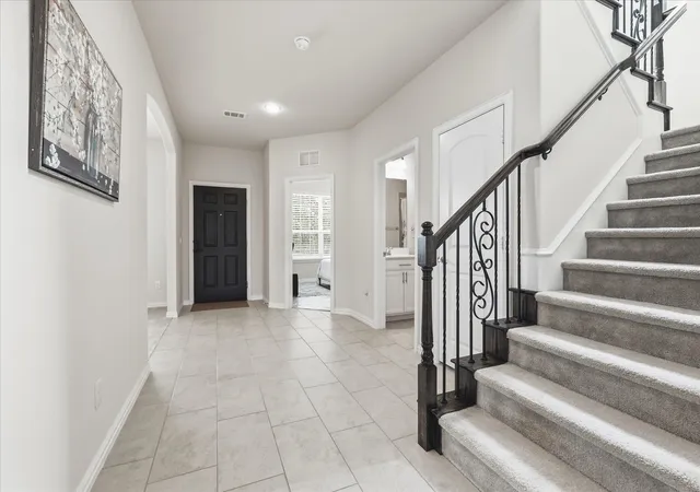 Photo 3 of Single family home for sale at 1021 Plateau Ridge Wy, Haslet, TX 76052 | MLS# 21351045 | Listing updated on 2026-09-01