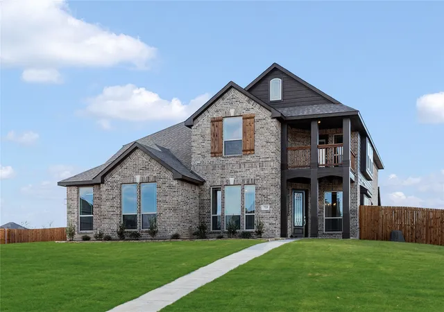 Photo 1 of Single family home for sale at 733 Serenity Ln, Red Oak, TX 75154 | MLS# 21351107 | Listing updated on 2026-10-07