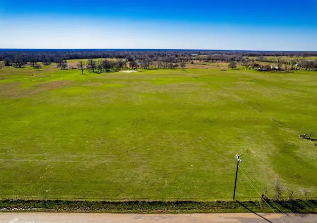 Photo 3 of Land for sale at Tbd Tract B Flag Lake Rd, Kemp, TX 75143 | MLS# 21351023 | Listing updated on 2026-08-06