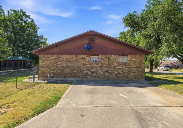 31st image of 4309 9th St, Brownwood, TX 76801 | MLS# 21351130