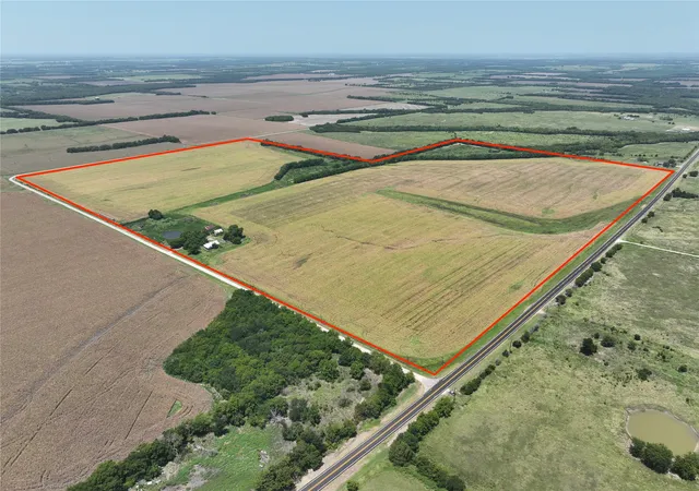 Land for sale at 370 Acres Fm 137, Petty, TX 75470 | MLS# 21349448