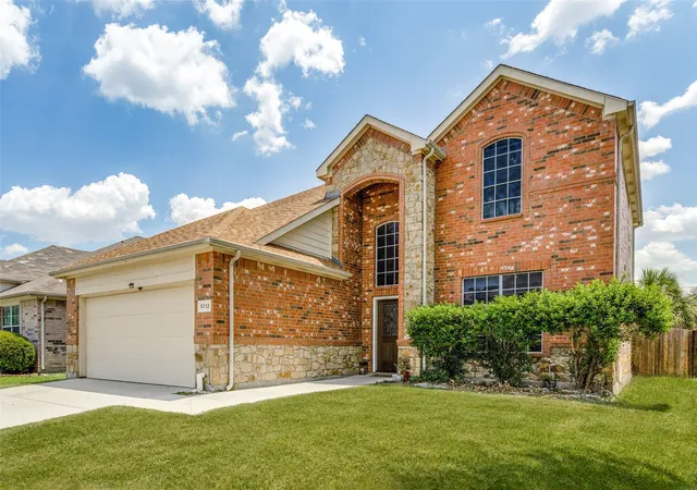 Photo 1 of Single family home for sale at 5712 Mountain Stream Trl, Fort Worth, TX 76244 | MLS# 21348555 | Listing updated on 2026-08-23