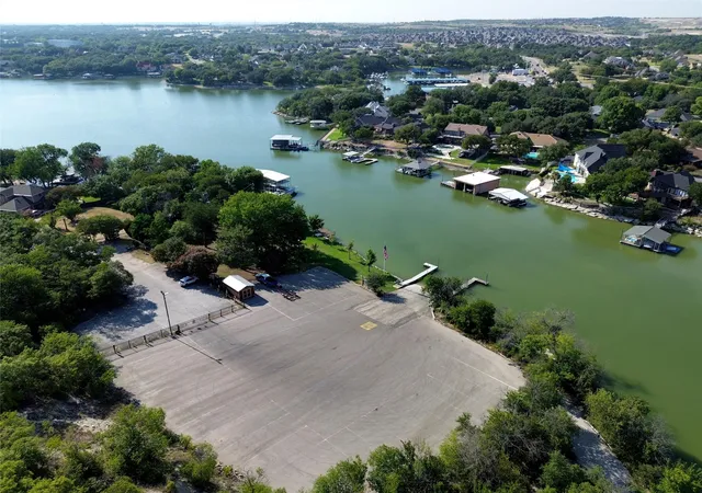 Photo 31 of Single family home for sale at 7800 Skylake Dr, Fort Worth, TX 76179 | MLS# 21349488 | Listing updated on 2026-09-20