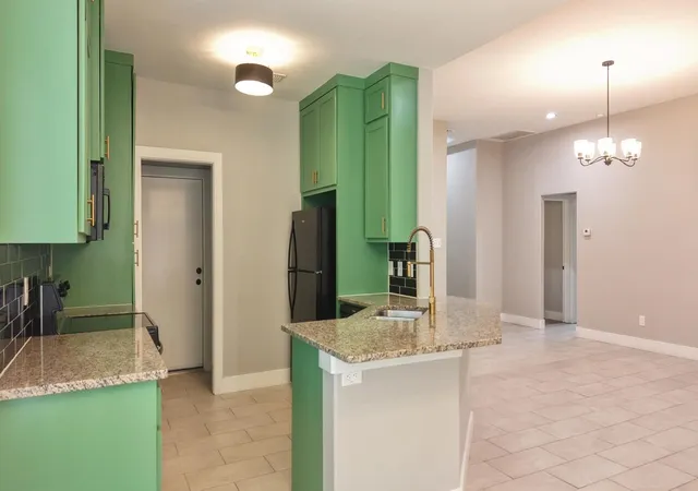 Photo 3 of Single family home for sale at 212 Holiday Dr, Gun Barrel City, TX 75156 | MLS# 21351239 | Listing updated on 2026-09-25