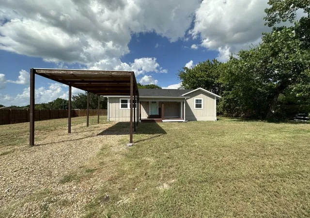 1st image of 475 Locust St, Point, TX 75472 | MLS# 21351226