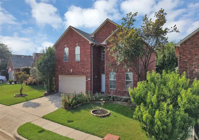 Photo 1 of Single family home for sale at 4833 Bridle Path Wy, Fort Worth, TX 76244 | MLS# 21351189 | Listing updated on 2026-10-08