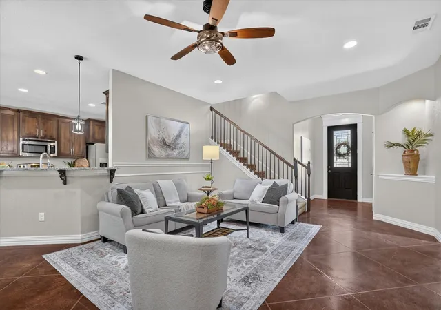 Photo 1 of Single family home for sale at 6403 Westover Dr, Granbury, TX 76049 | MLS# 21339382 | Listing updated on 2026-09-23