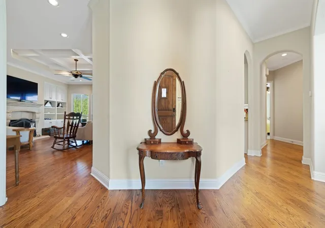Photo 3 of Single family home for sale at 1904 Melbourne Dr, Arlington, TX 76013 | MLS# 21345867 | Listing updated on 2026-08-29