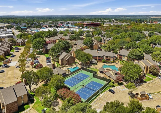 Photo 3 of Condo for sale at 2103 Friendly Dr #3210, Arlington, TX 76011 | MLS# 21351168 | Listing updated on 2026-09-26