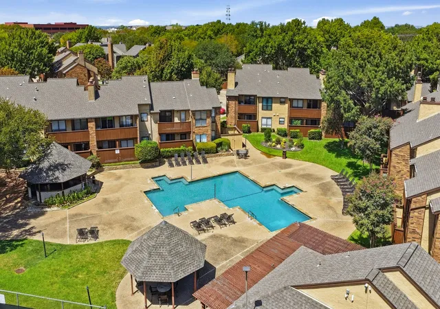 Photo 4 of Condo for sale at 2103 Friendly Dr #3210, Arlington, TX 76011 | MLS# 21351168 | Listing updated on 2026-09-26