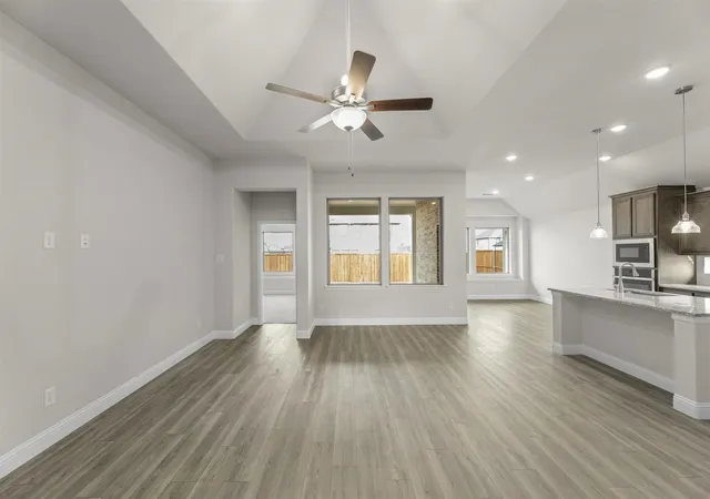 2nd image of 5709 Burford Ln, Aubrey, TX 76227 | MLS# 21351291