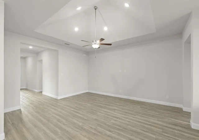 4th image of 5709 Burford Ln, Aubrey, TX 76227 | MLS# 21351291