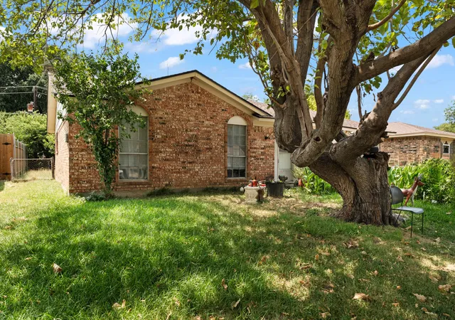 Photo 2 of Single family home for sale at 1825 Avenue B, Grand Prairie, TX 75051 | MLS# 21351005 | Listing updated on 2026-08-31