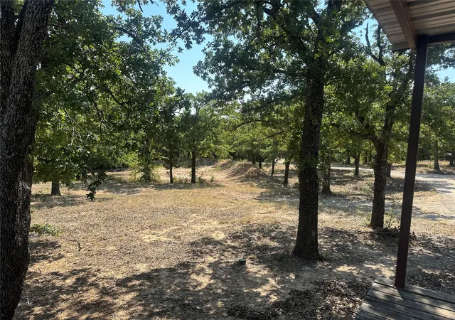 3rd image of 362 County Road 1270, Alvord, TX 76225 | MLS# 21348031