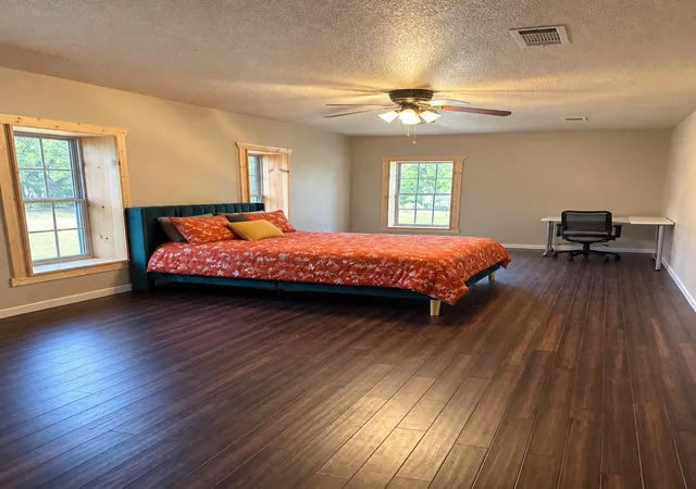 Photo 4 of Single family home for sale at 362 County Road 1270, Alvord, TX 76225 | MLS# 21348031 | Listing updated on 2026-10-01