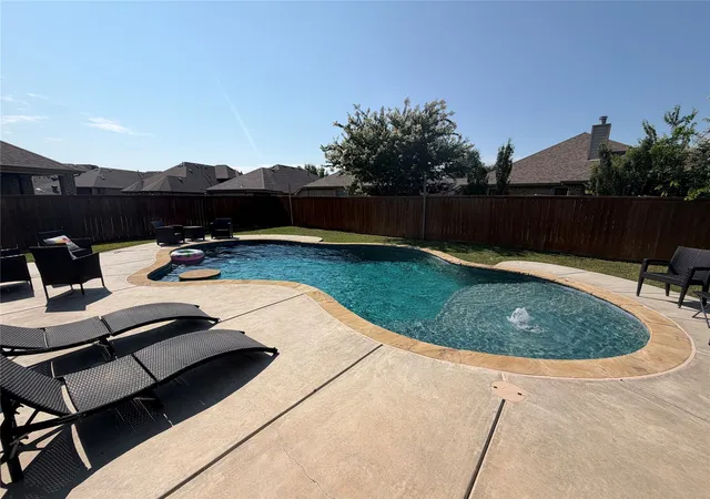 2nd image of 1011 Cadbury Ln, Forney, TX 75126 | MLS# 21351282