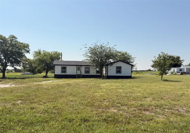 1st image of 240 County Road 2723, Decatur, TX 76234 | MLS# 21351369