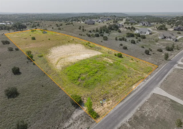 3rd image of 2081 Eagles Ridge Dr, Weatherford, TX 76087 | MLS# 21351380