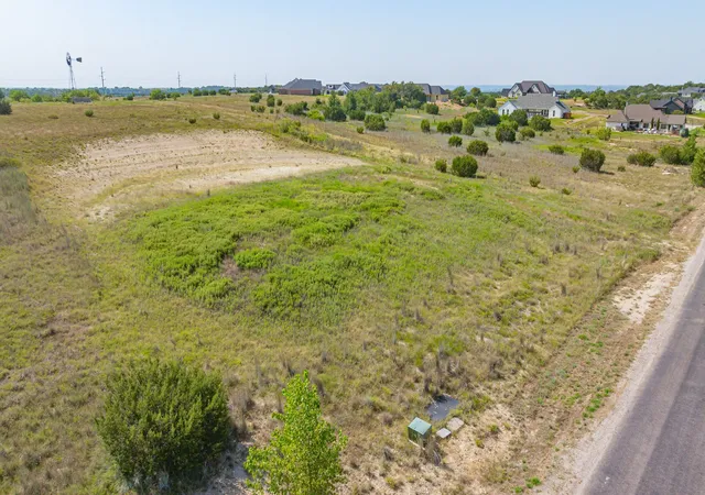 5th image of 2081 Eagles Ridge Dr, Weatherford, TX 76087 | MLS# 21351380