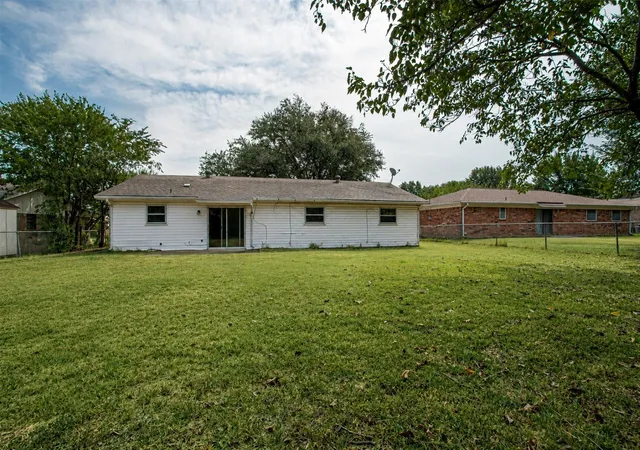 23rd image of 1216 Bryant St, Benbrook, TX 76126 | MLS# 21291312