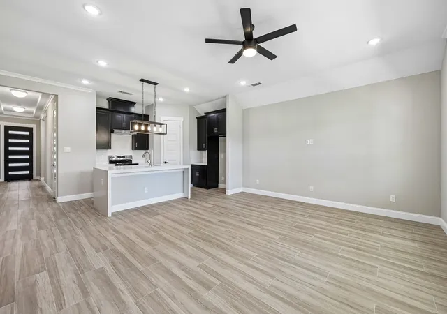 Photo 3 of Single family home for sale at 592 Vz County Road 2430, Mabank, TX 75147 | MLS# 21351400 | Listing updated on 2026-08-29