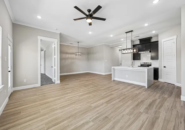Photo 4 of Single family home for sale at 592 Vz County Road 2430, Mabank, TX 75147 | MLS# 21351400 | Listing updated on 2026-08-29