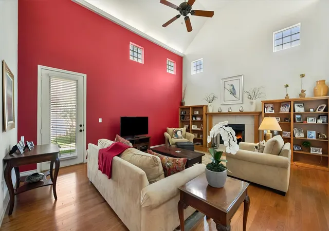 Photo 3 of Townhouse for sale at 6668 Shady Glen Cir, Fort Worth, TX 76132 | MLS# 21349875 | Listing updated on 2026-08-25