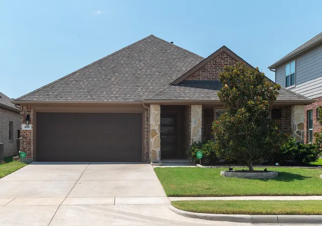 Photo 1 of Single family home for sale at 308 Maverick St, Anna, TX 75409 | MLS# 21350914 | Listing updated on 2026-10-08